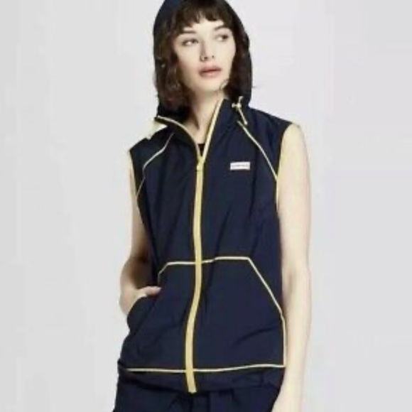 Hunter for Target rain vest EUC - Picture 3 of 4